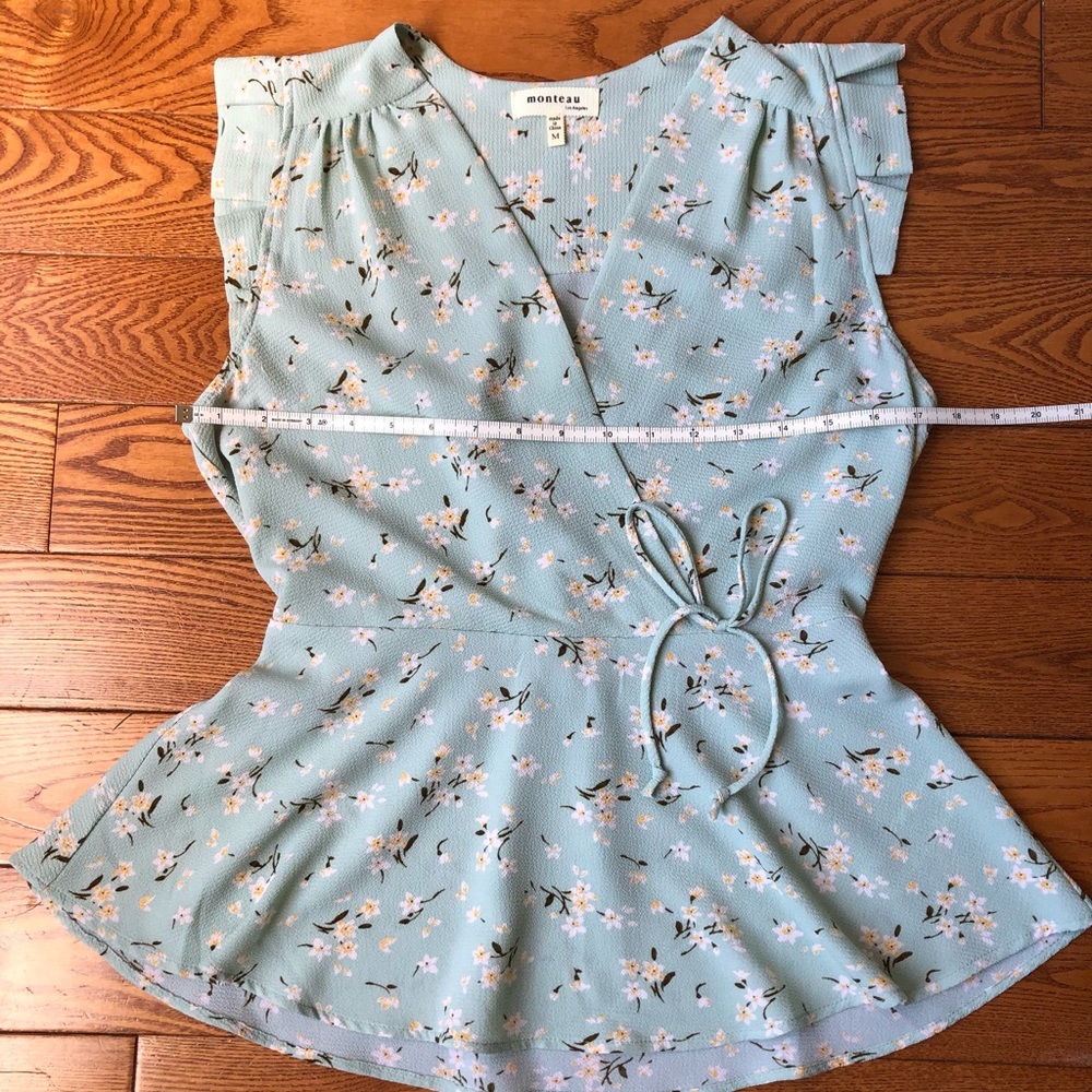 SOLD Monteau Cap Sleeve Blouse - Picture 6 of 8